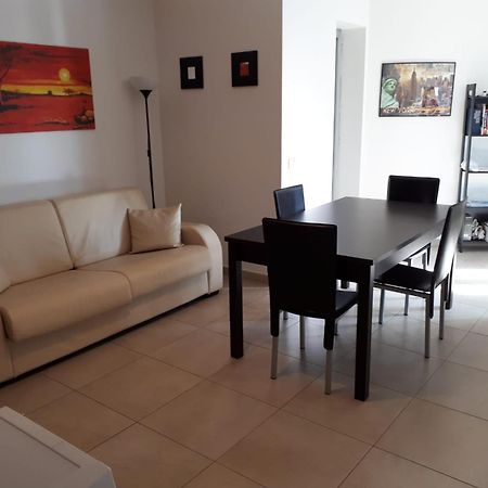 Rosalba Residence Bari Bagian luar foto