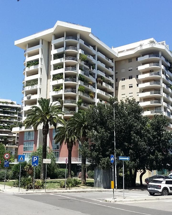 Rosalba Residence Bari Bagian luar foto